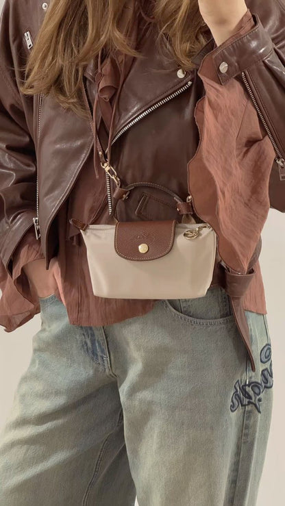 Mini Sac Longchamp – Élégance Compacte